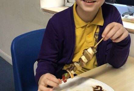 Yr5 pic 3 kebab making