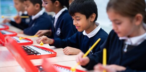 Welcome to the new Oxhey Wood Primary School Websi...