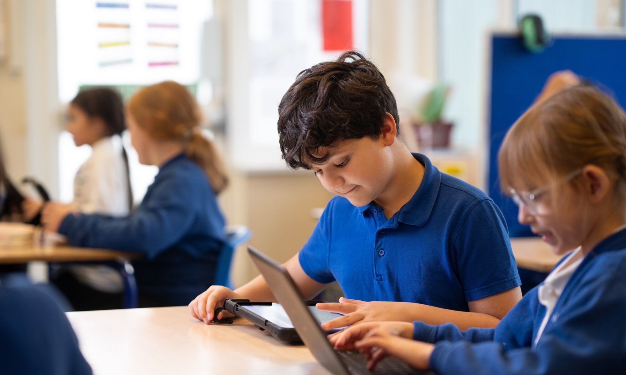 Warren Dell Primary School pupils in an IT lesson