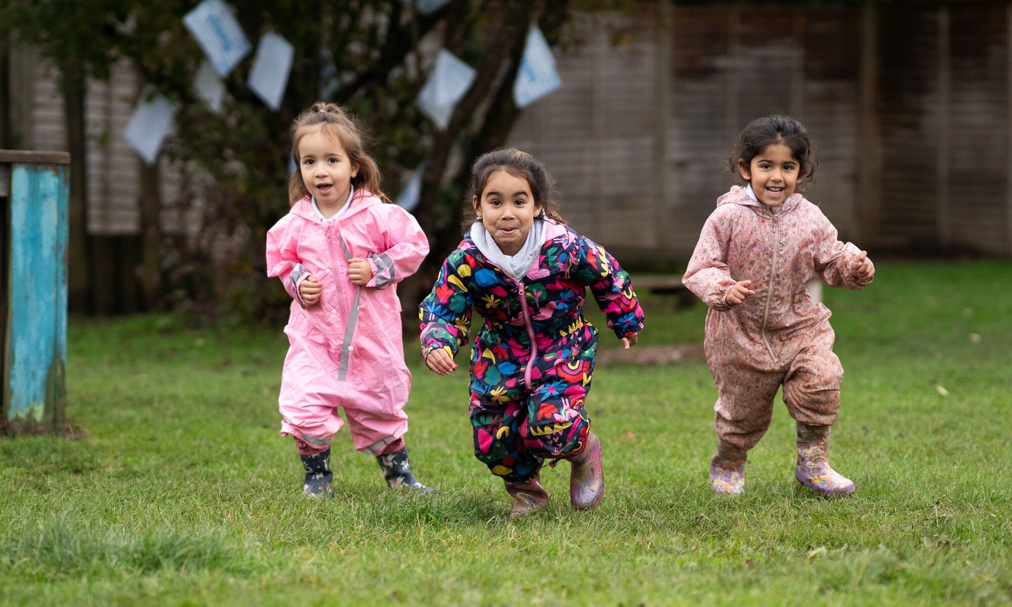 Warren Dell Primary School pupils playing outside