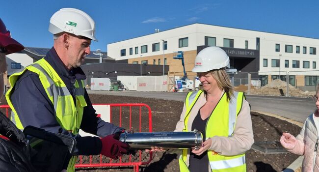 Time Capsule Enables a Journey into 2045 Image