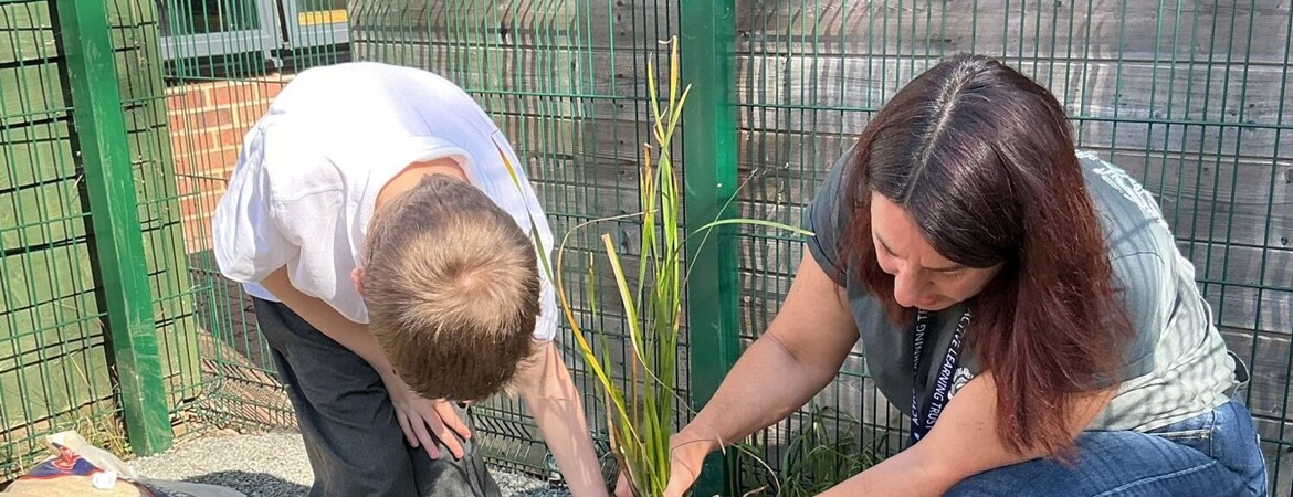 Local business supports new pond project at Highfield Ely