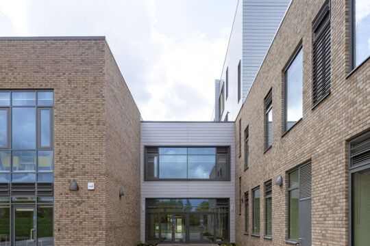 11 06021 Bolder Academy 060