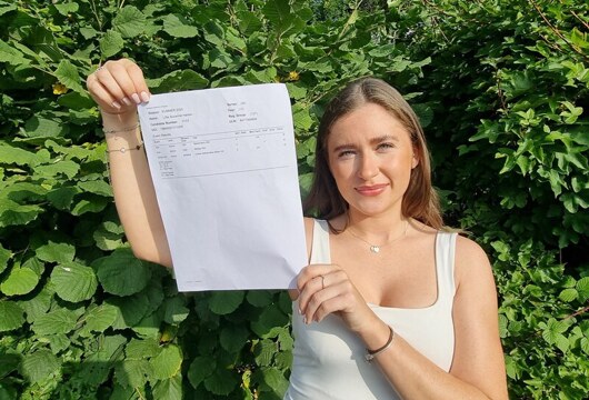 Lillie Hankin   Apprenticeship Willis Towers Watson   A AA