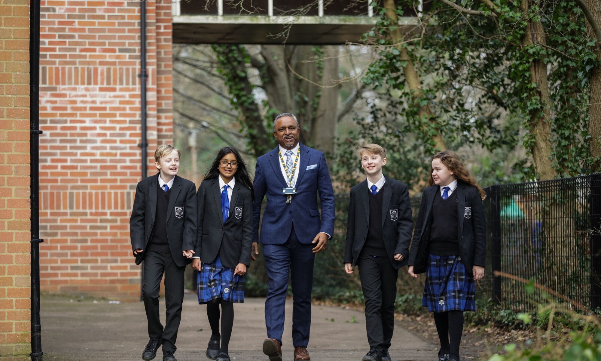 RVHS students with teacher