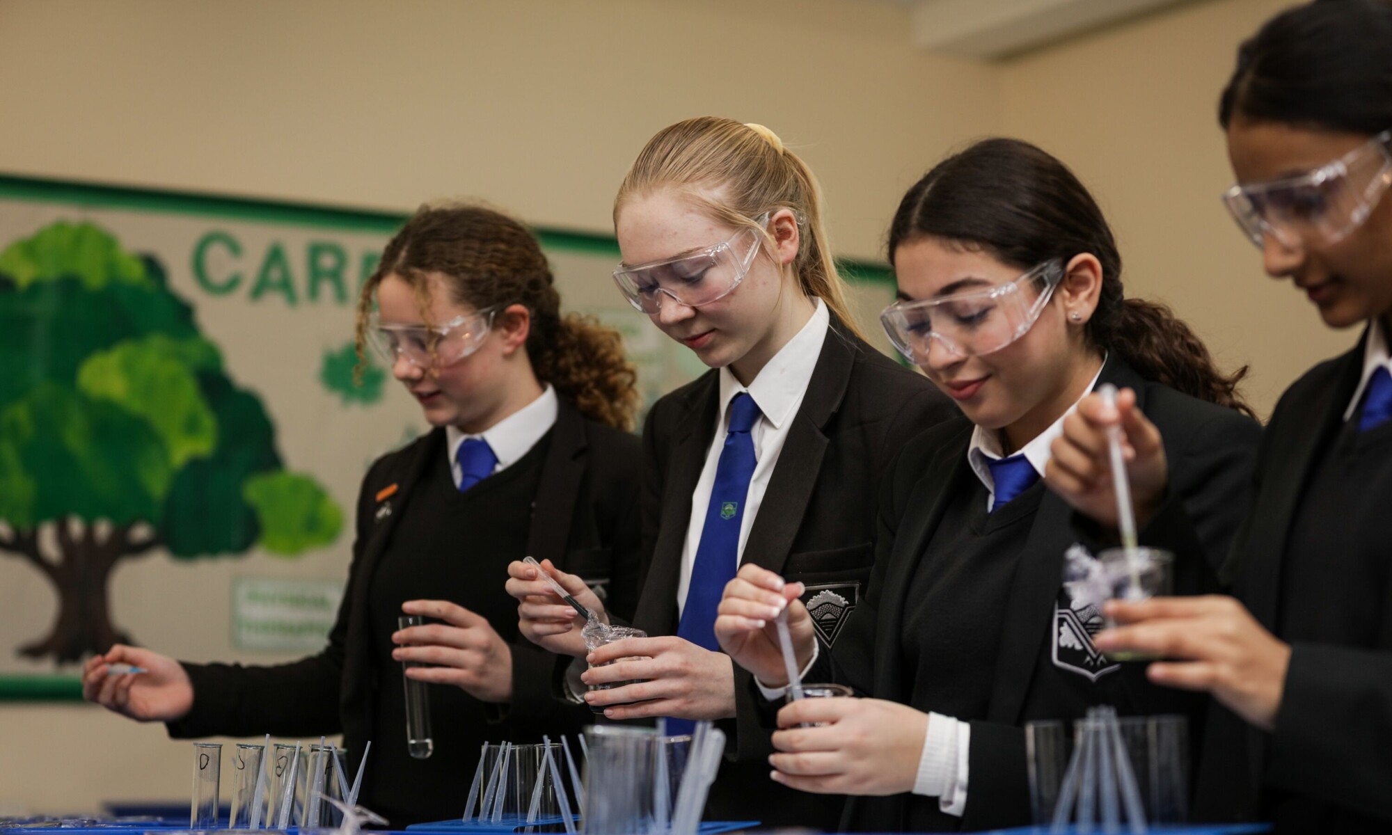 RVHS students working in a lab