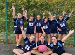 Y7 Netball Winners