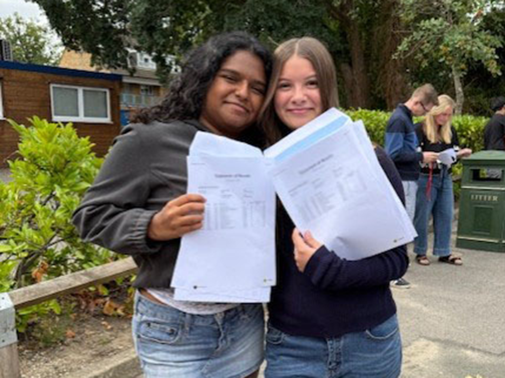 Year 11 results Announcement png
