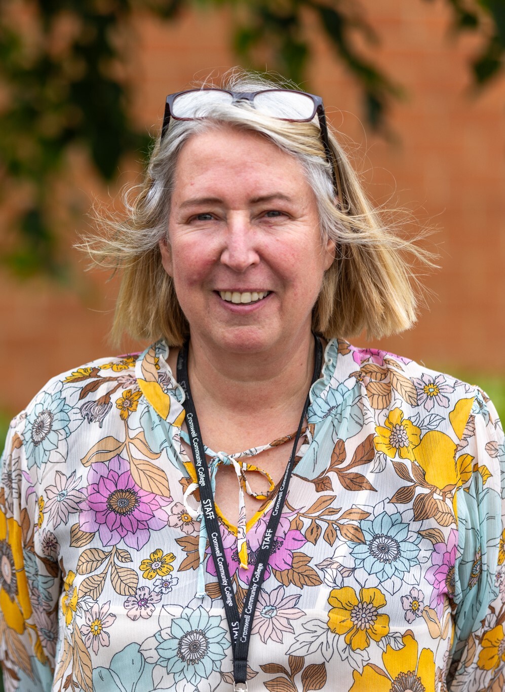 Mrs H Paul - Director of Sixth Form / SLE