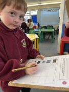 Y1 investigating materials and recording results in a tally chart