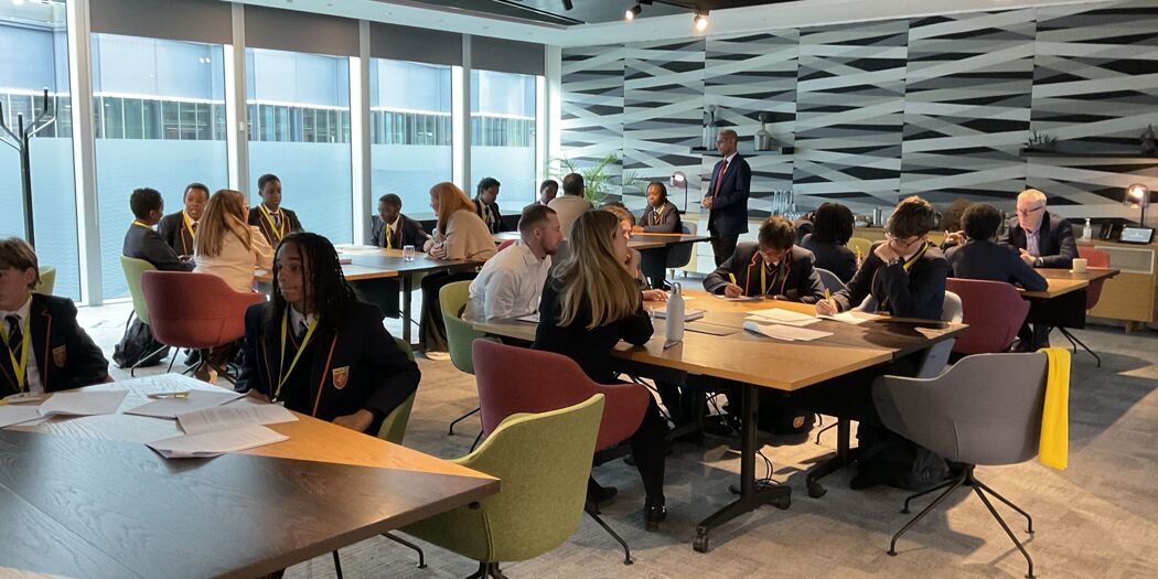 Year 9 Students Learn About World of Finance at EY