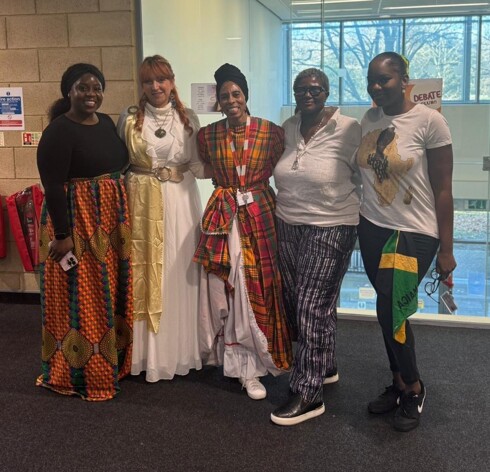 276b29eb 29d3 43b5 a33e 54d5b594b68e