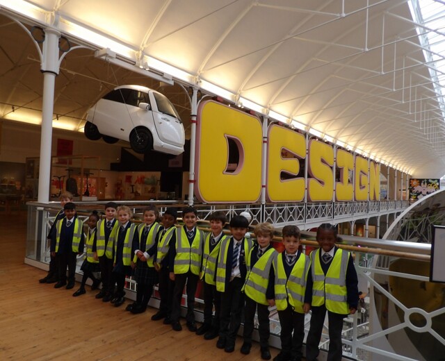 Year 1 & 2 visit the V&A Museum Image
