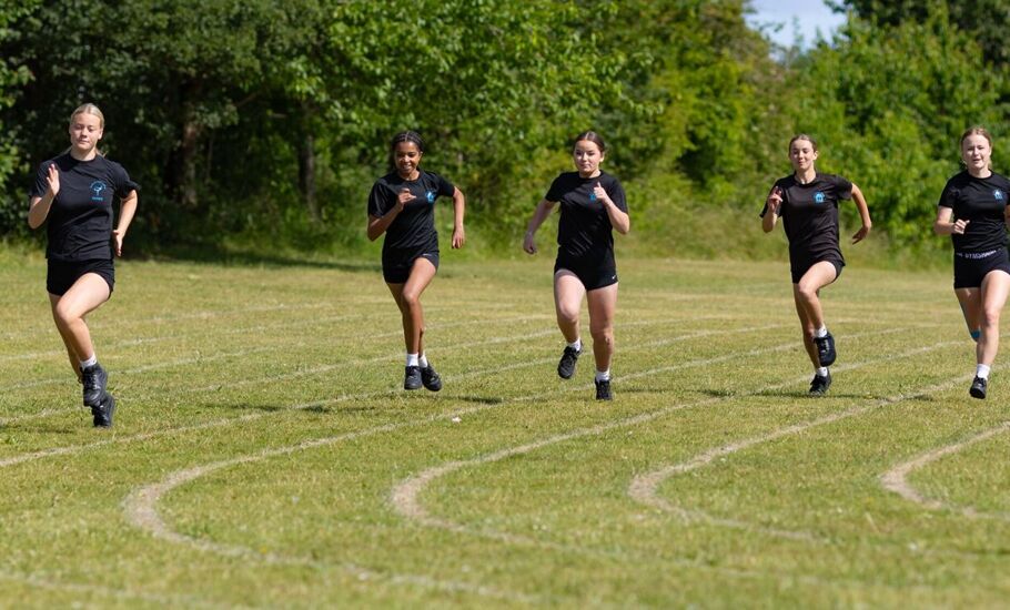 PHS Run Brings Energy and Team Spirit to the School Field