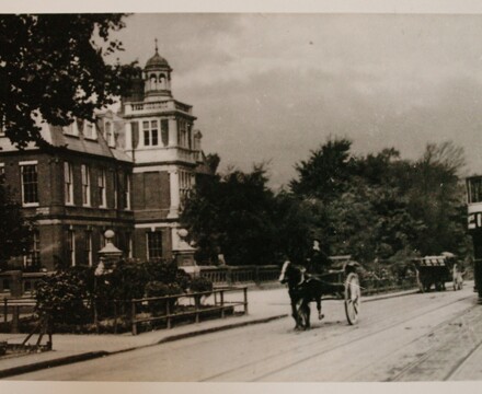 Skinners co school for girls in 1891
