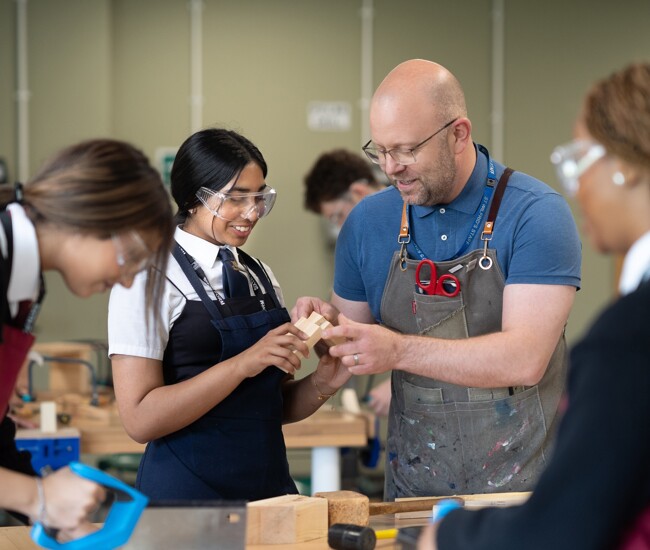 <strong>Personalised&nbsp; &nbsp; &nbsp; &nbsp; </strong>Support Image