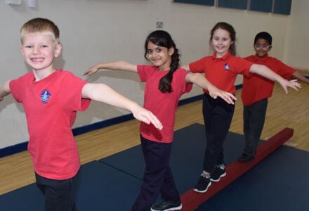 Bournemouth park academy yr 3 balance beam