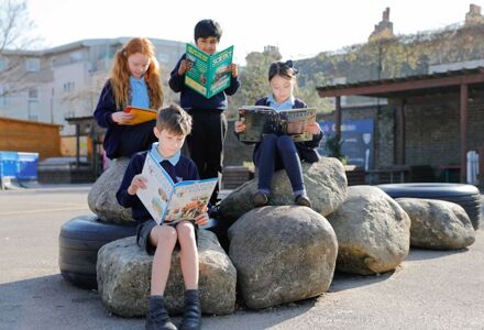 d2 3573 playground reading group