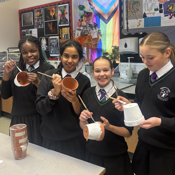 Westbourne Paint a pot