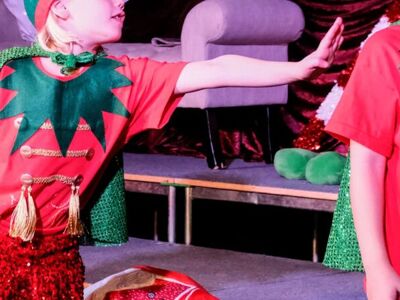 Year 1 2 santas on strikeb