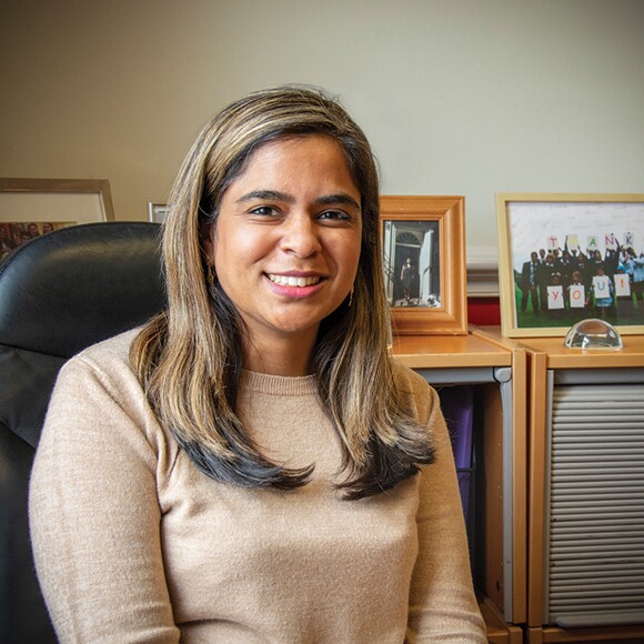 Heads image and quote